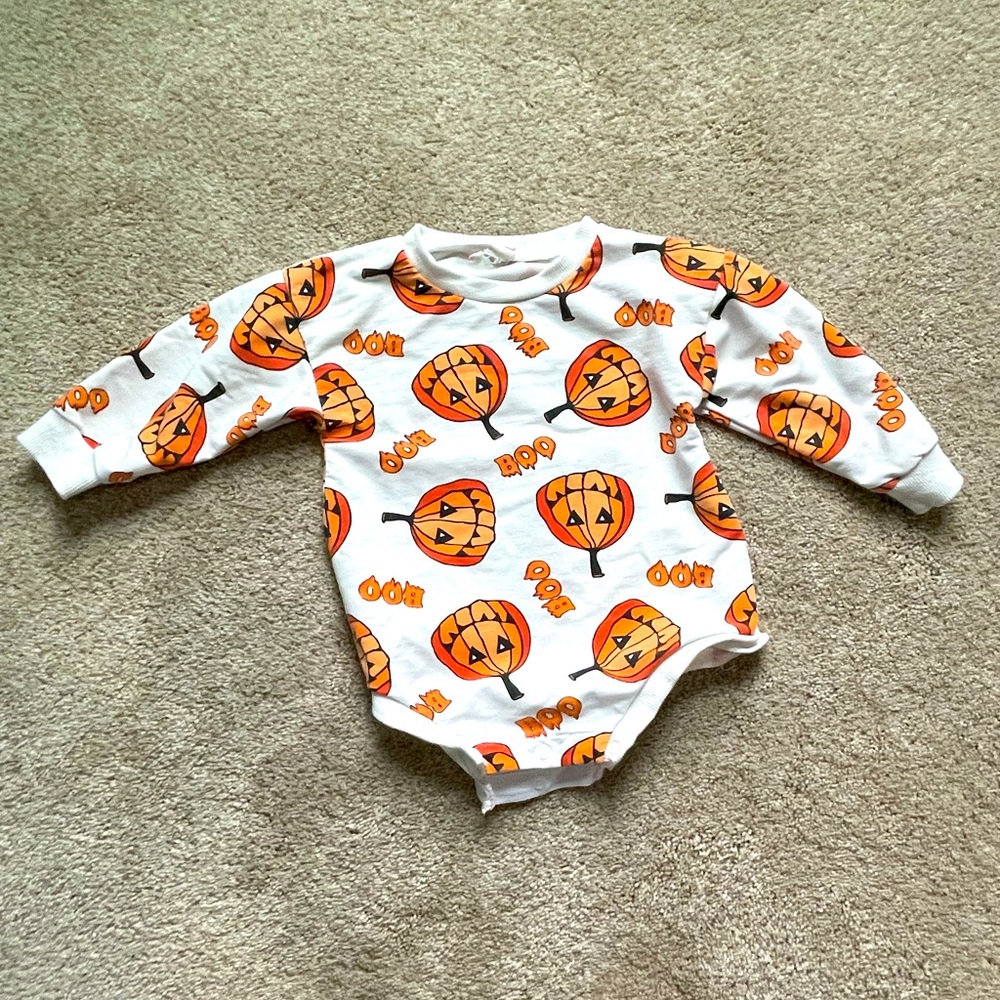 Pumpkin / Halloween Longsleeve Onesie, Size 3-6M